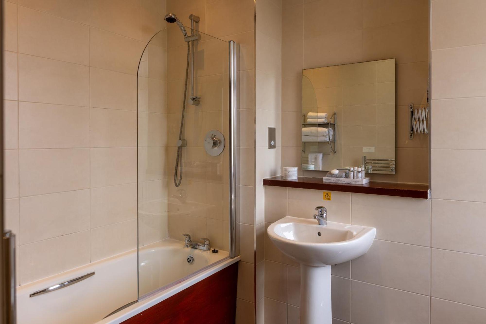 Rosslea Hall Hotel Rhu Phòng bức ảnh