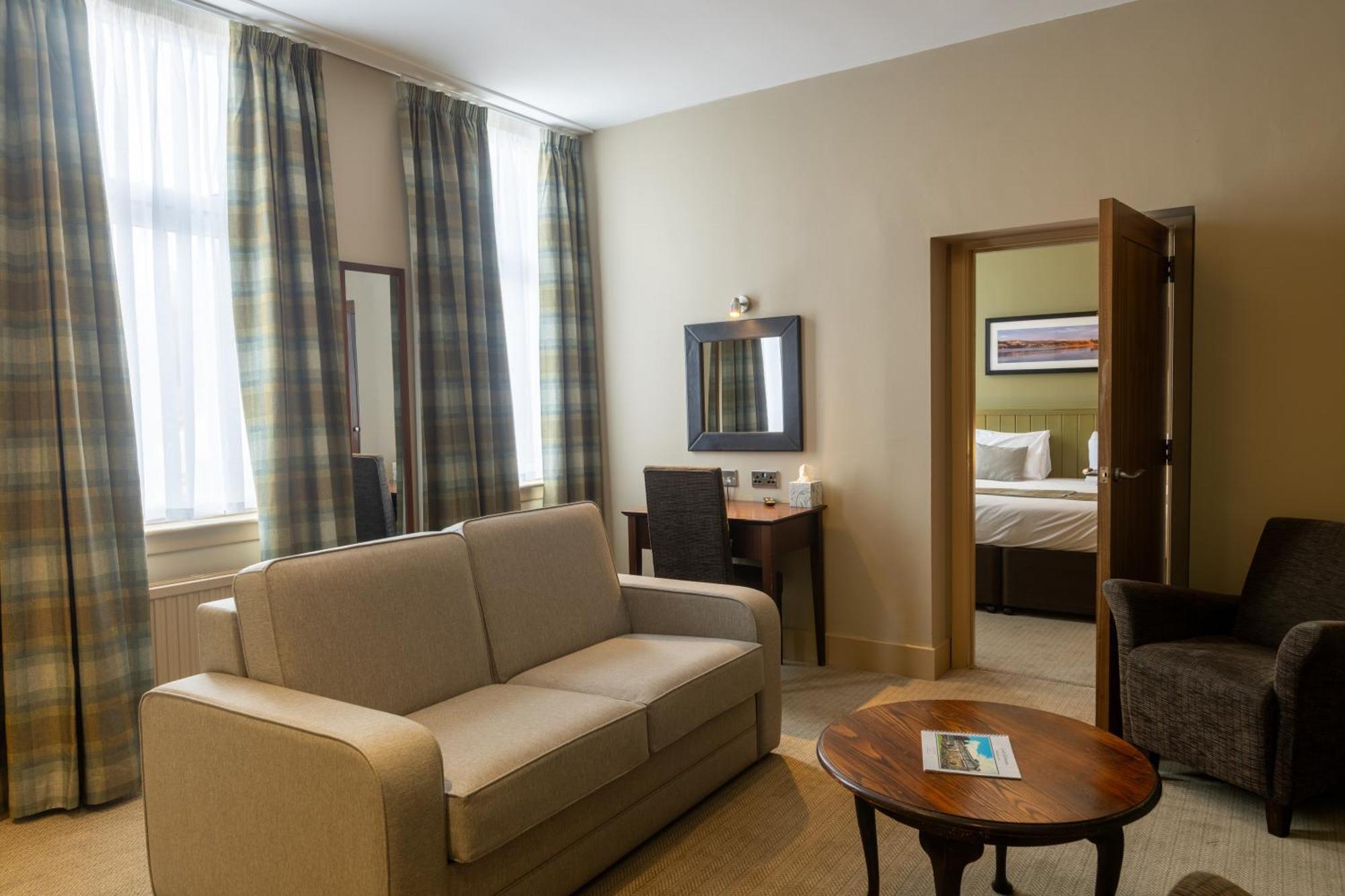 Rosslea Hall Hotel Rhu Phòng bức ảnh