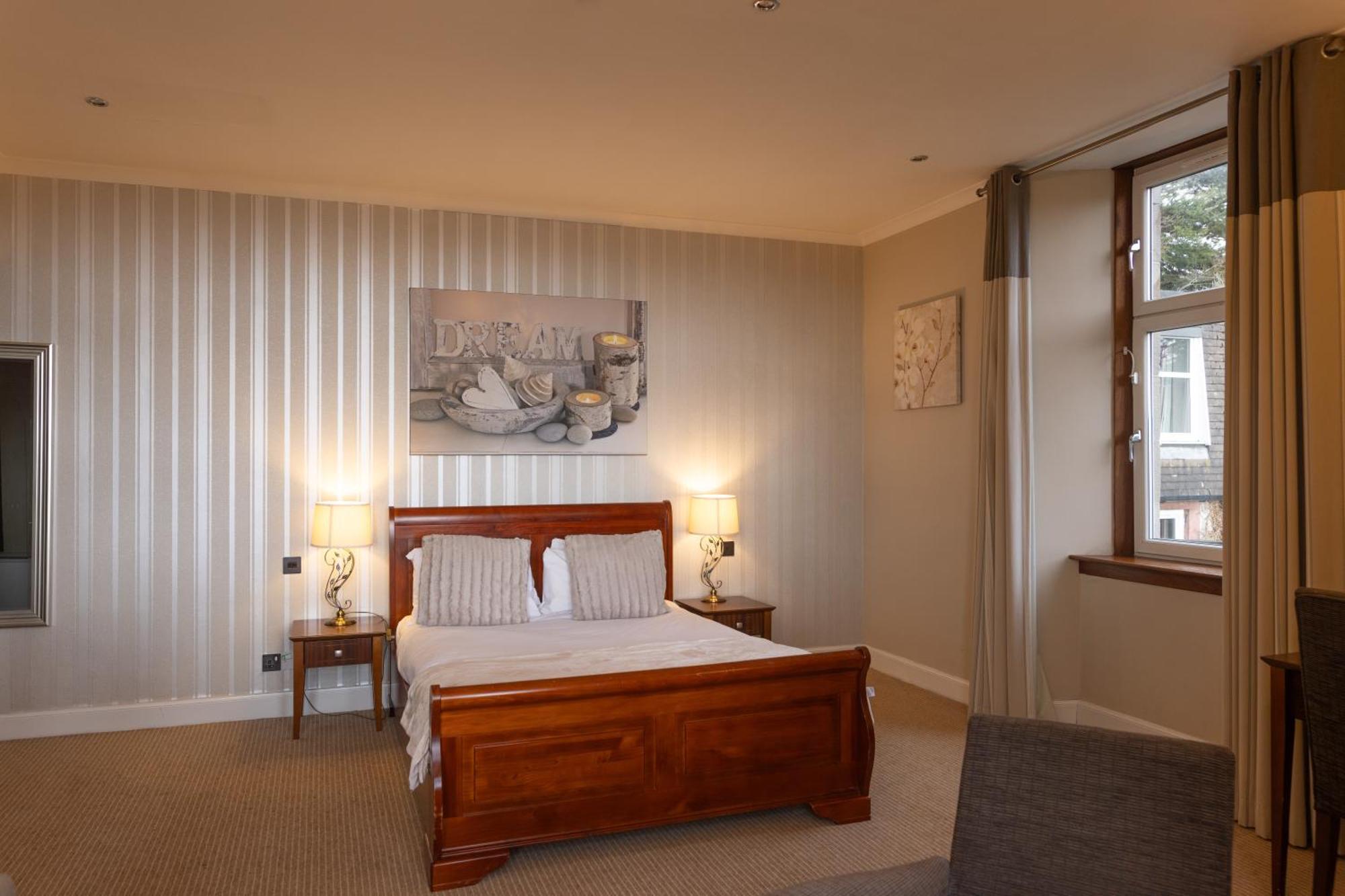 Rosslea Hall Hotel Rhu Phòng bức ảnh